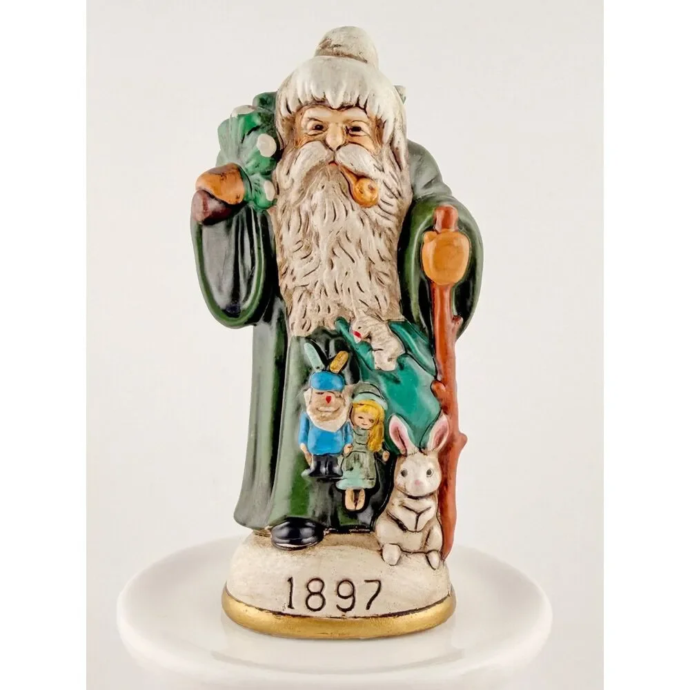 Vintage Memories of Santa Figurines Set of 3 Christmas Reproductions Inc